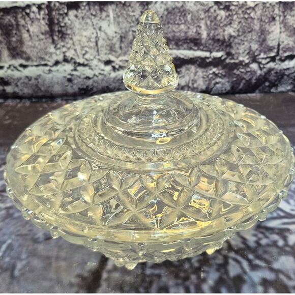 Vintage Carved Glass Clear Bowl Candy Dish With Lid - Picture 12 of 12
